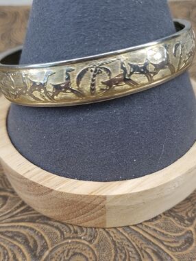 Vintage Navajo Inspired Storyteller Gold Tone Folklore Engraved Bangle Bracelet